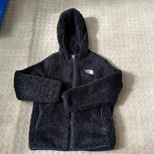 Girls North Face size XS (6) black fuzzy hooded fleece